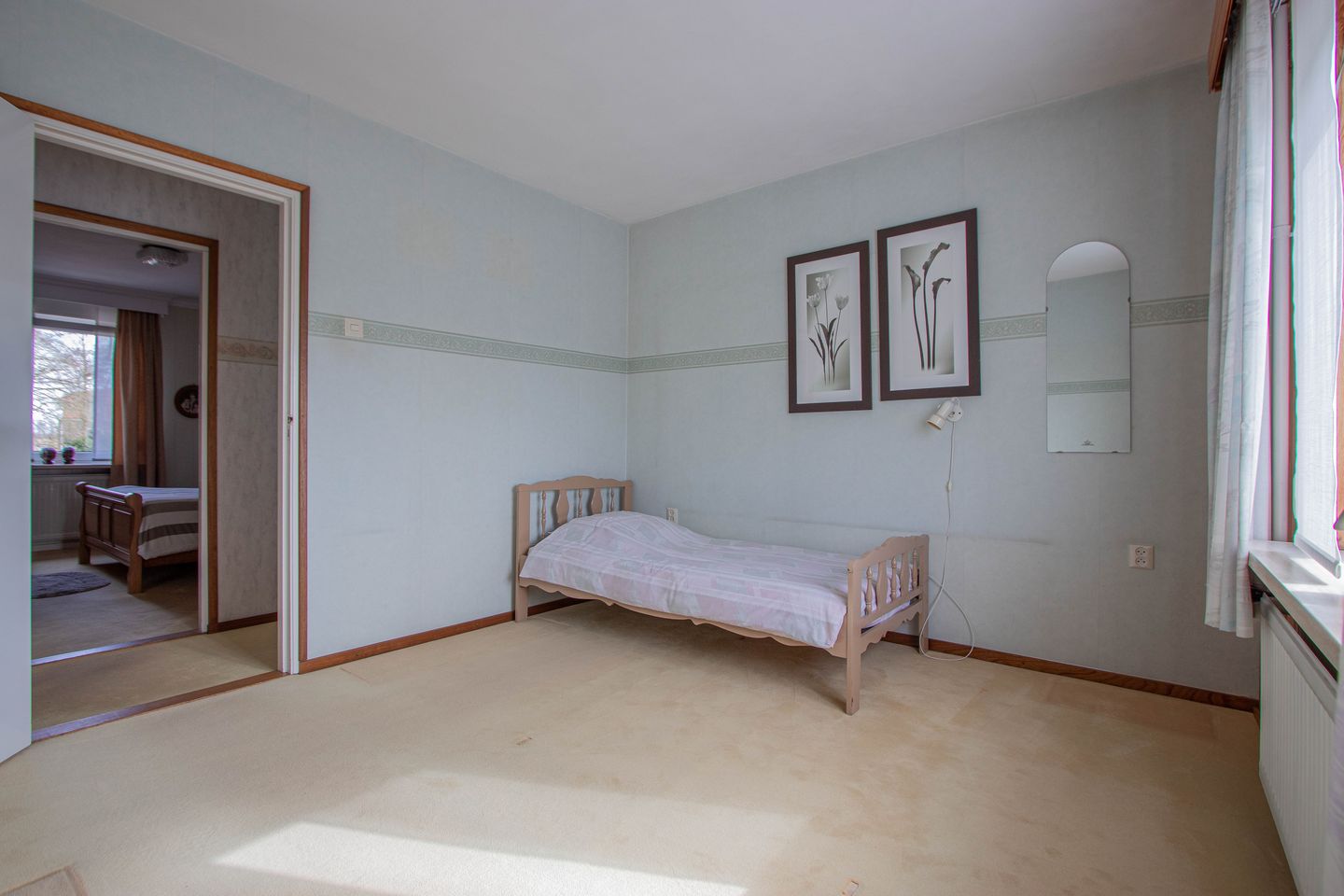 Spacious semi-detached house with park-like garden on the edge of Heythuysen — 19