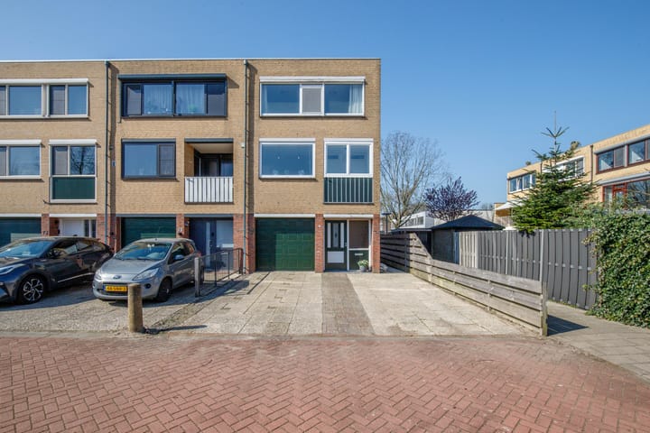 Photo 5 of Bilderdijkstraat 77