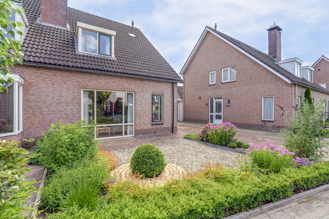 Photo 7 of Henschoterlaan 33