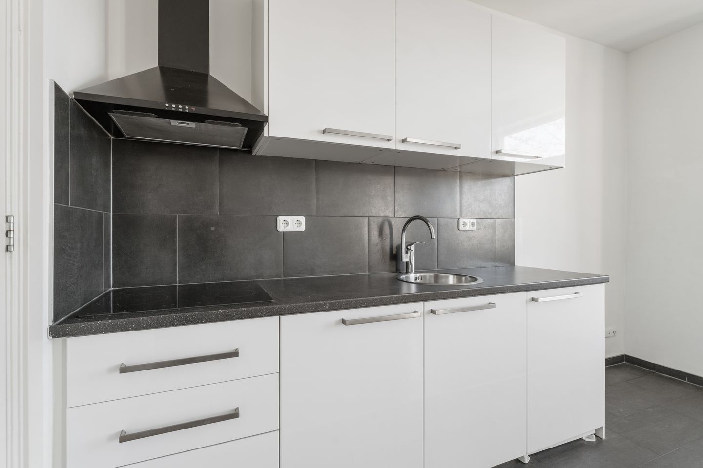 Foto 10 van Amsterdamsestraatweg 126-E