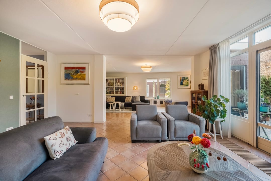 Foto 2 van Meerwedesingel 68