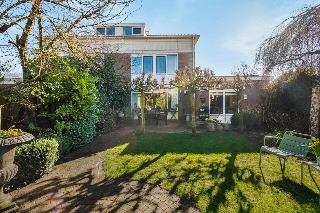 Foto 31 van Meerwedesingel 68