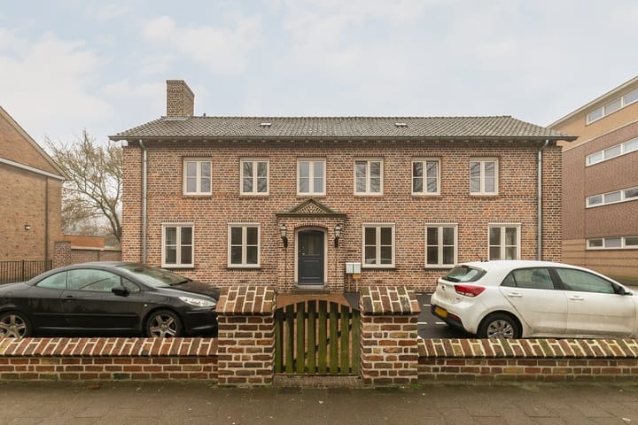 Foto 2 van Lijsterlaan 6-C