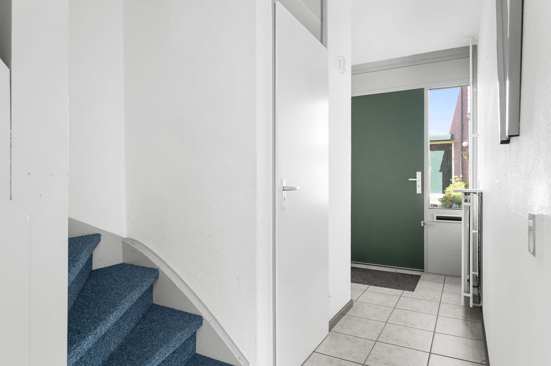 Photo 13 of Karkiet 38