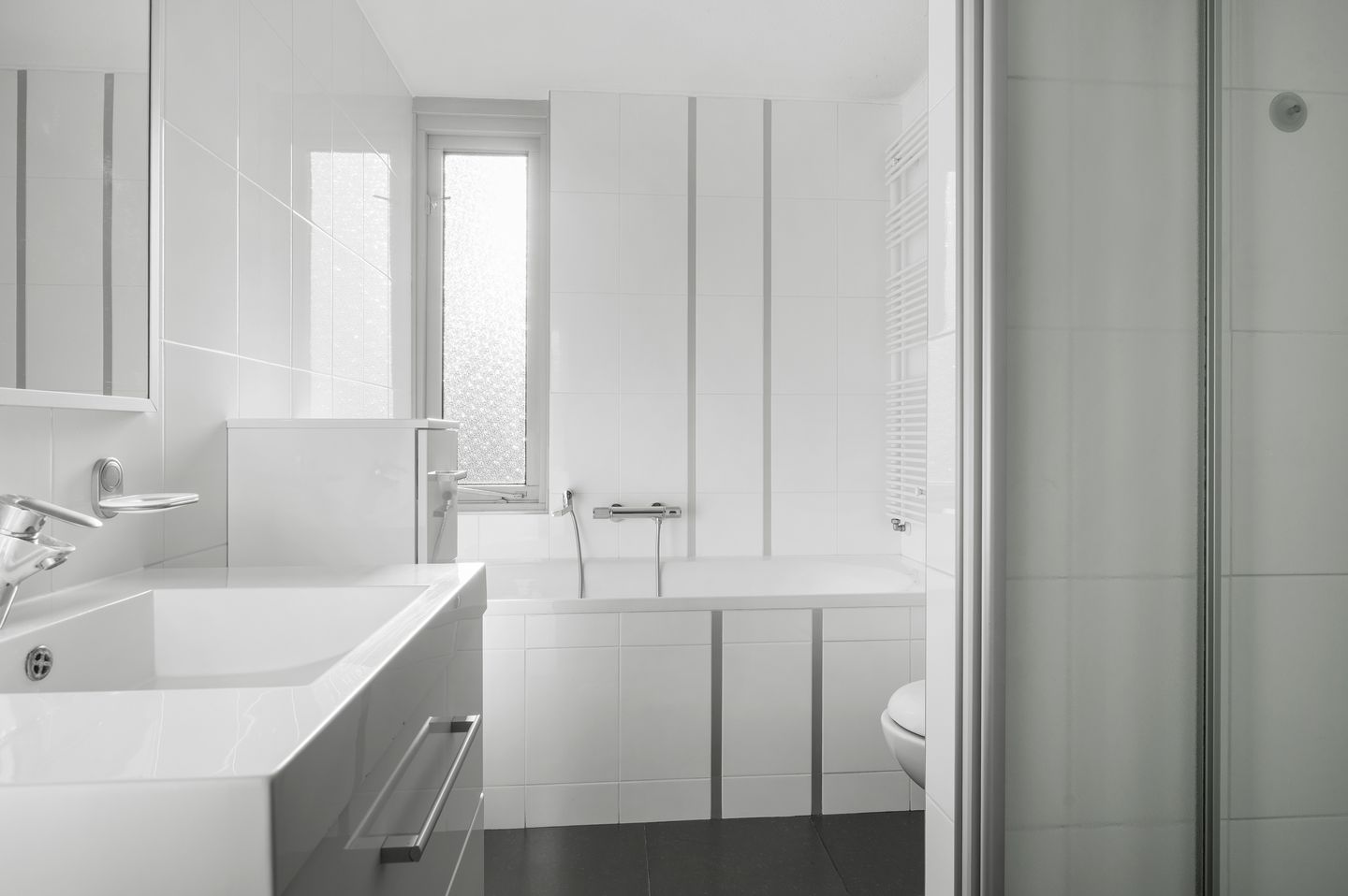 Photo 19 of Karkiet 38