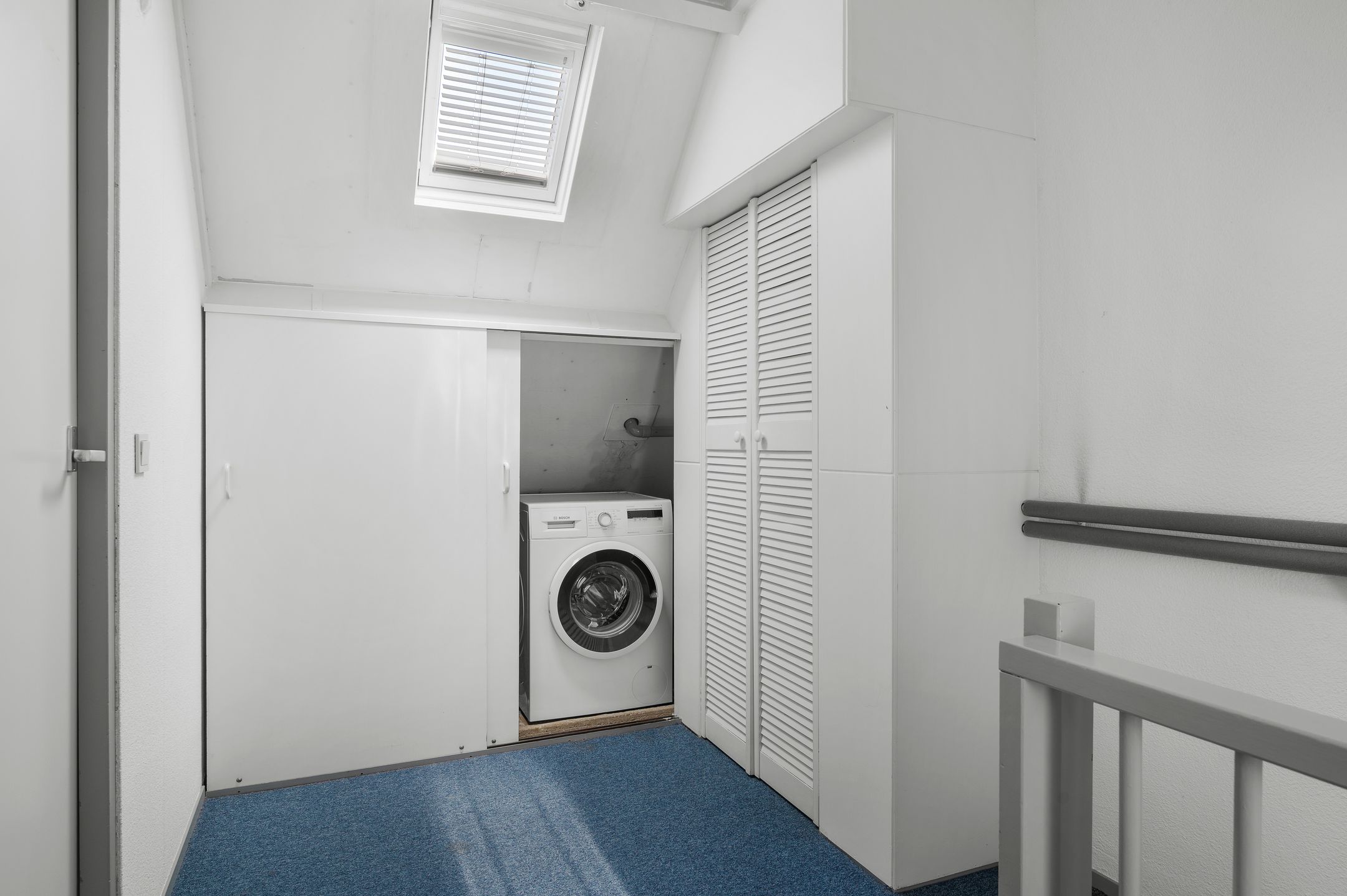 Photo 24 of Karkiet 38