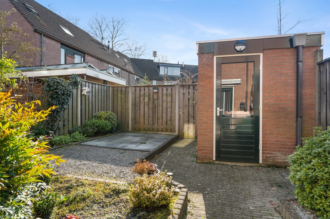 Photo 28 of Karkiet 38