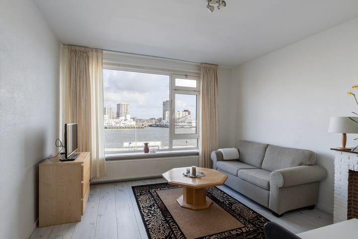 Photo 3 of Maaskade 29-D