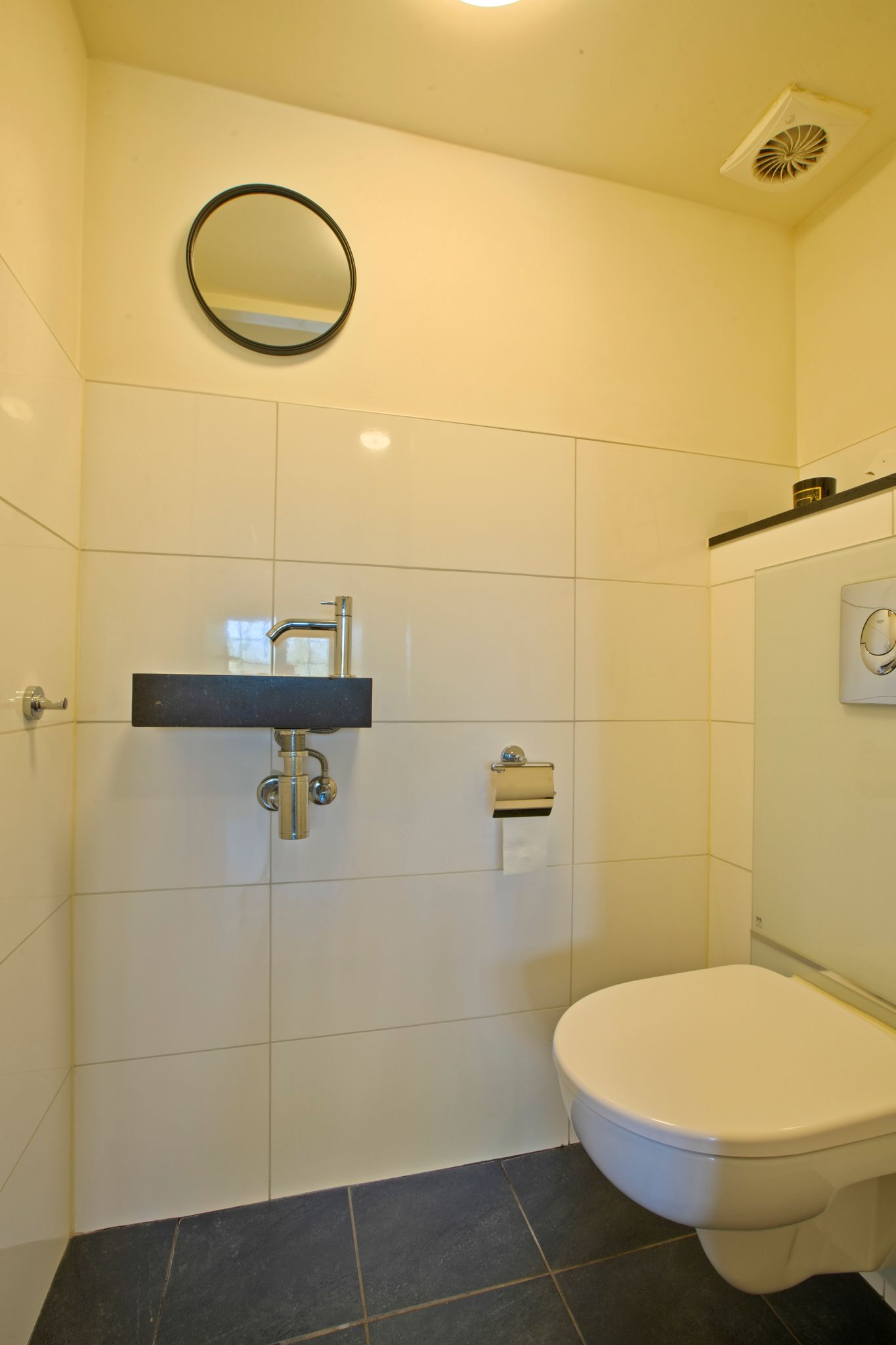 Photo 27 of Naarderstraat 23