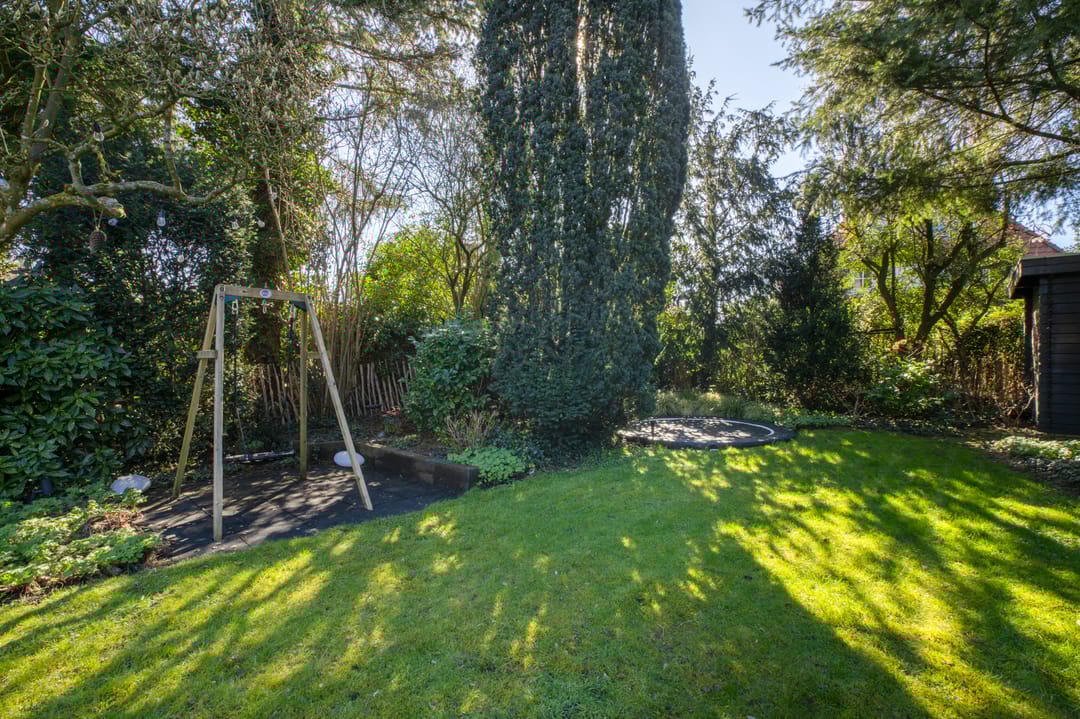 Photo 56 of Naarderstraat 23