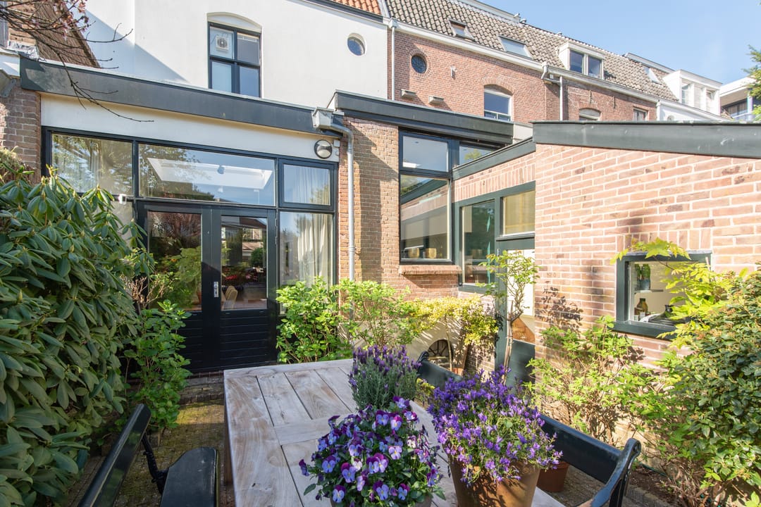 Foto 22 van Emmastraat 9