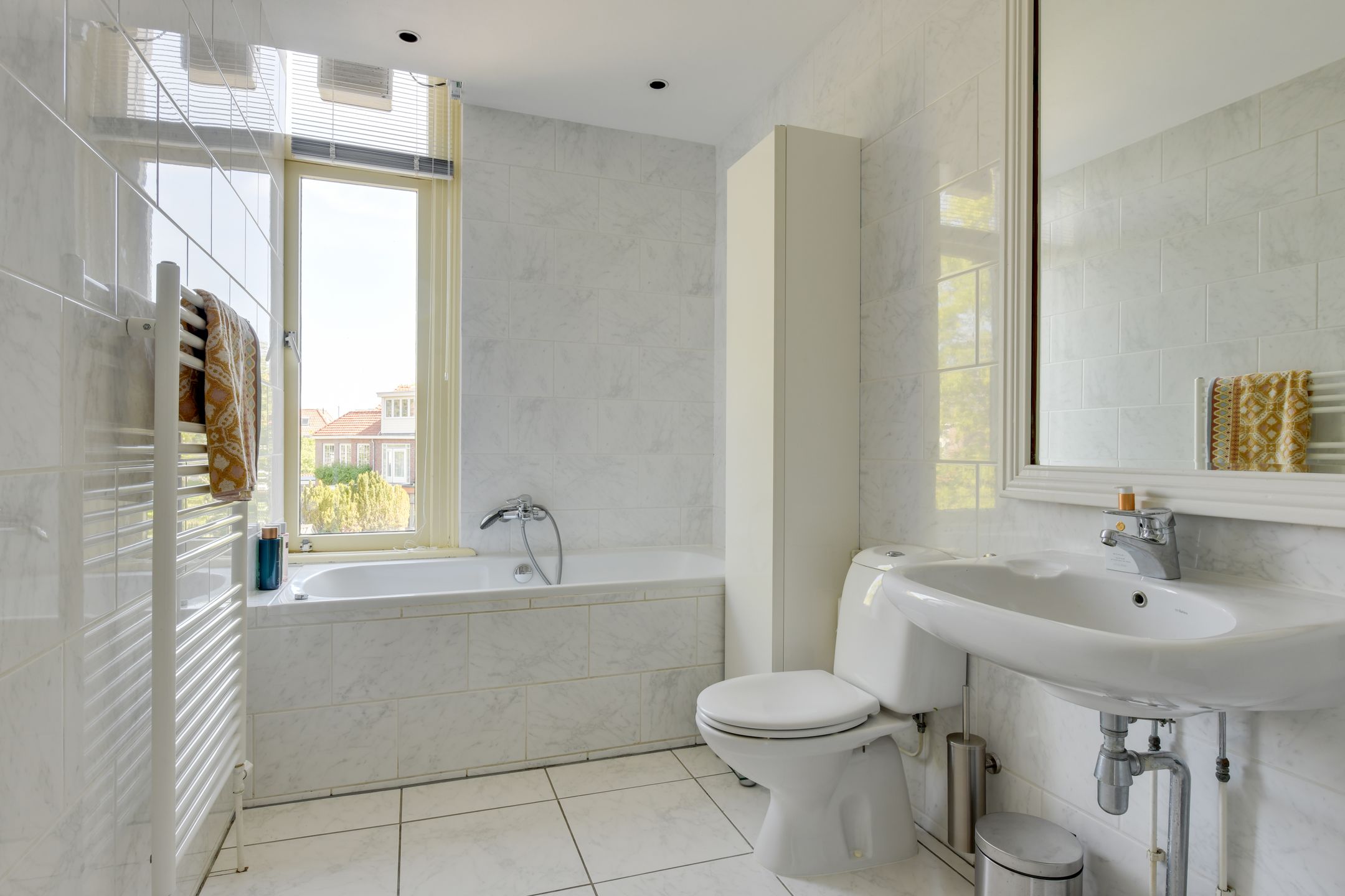 Foto 42 van Emmastraat 9