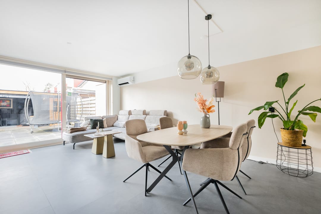 Photo 17 of Roer 272