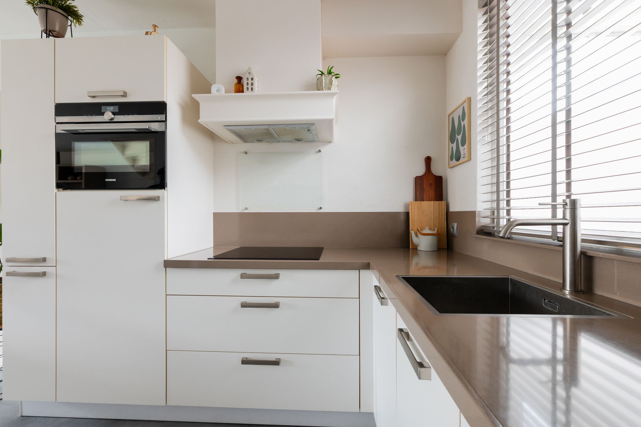 Photo 21 of Roer 272