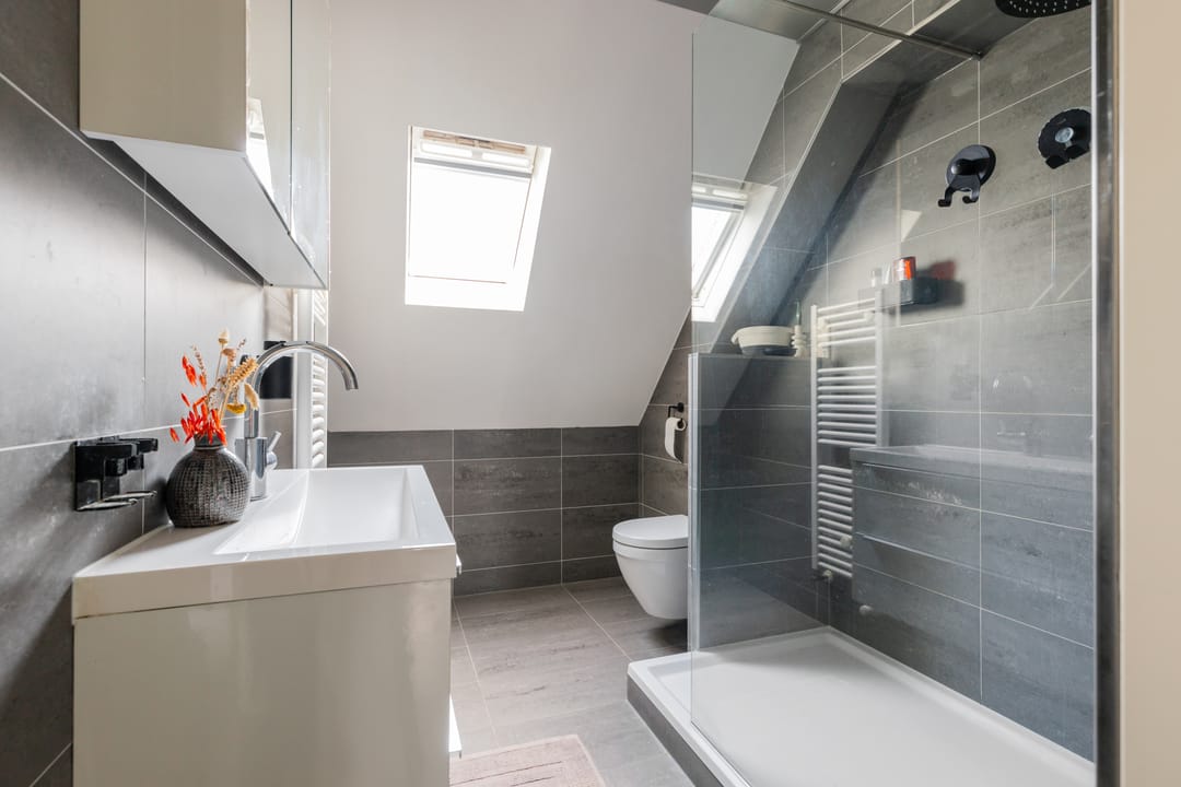 Photo 31 of Roer 272