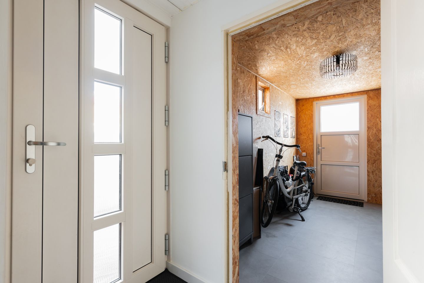 Photo 10 of Roer 272