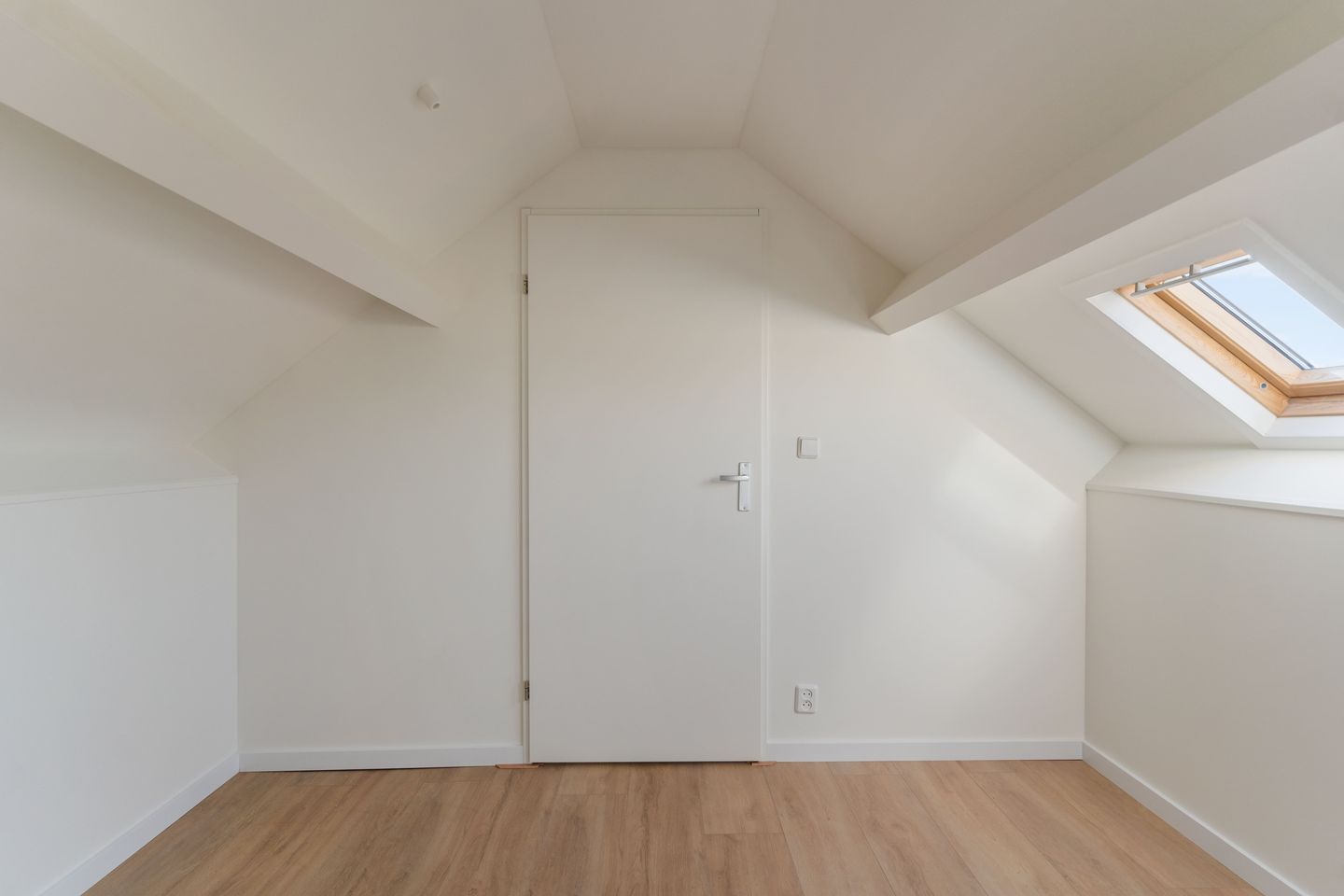 Foto 25 van Ring 196