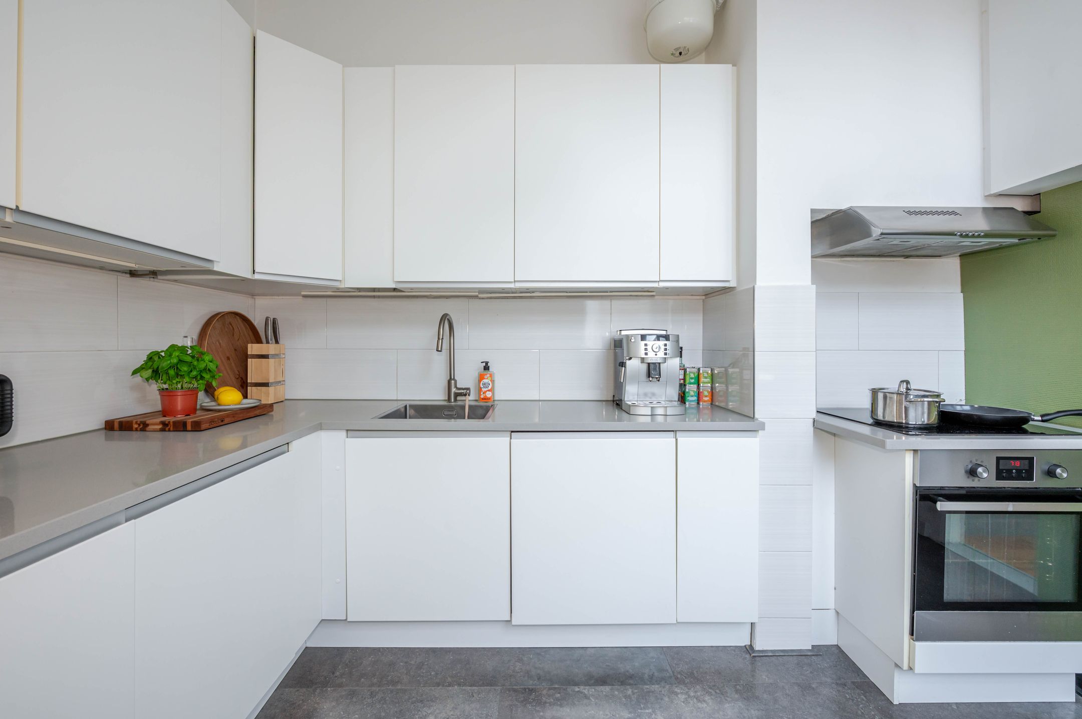 Photo 24 of Fultonstraat 173