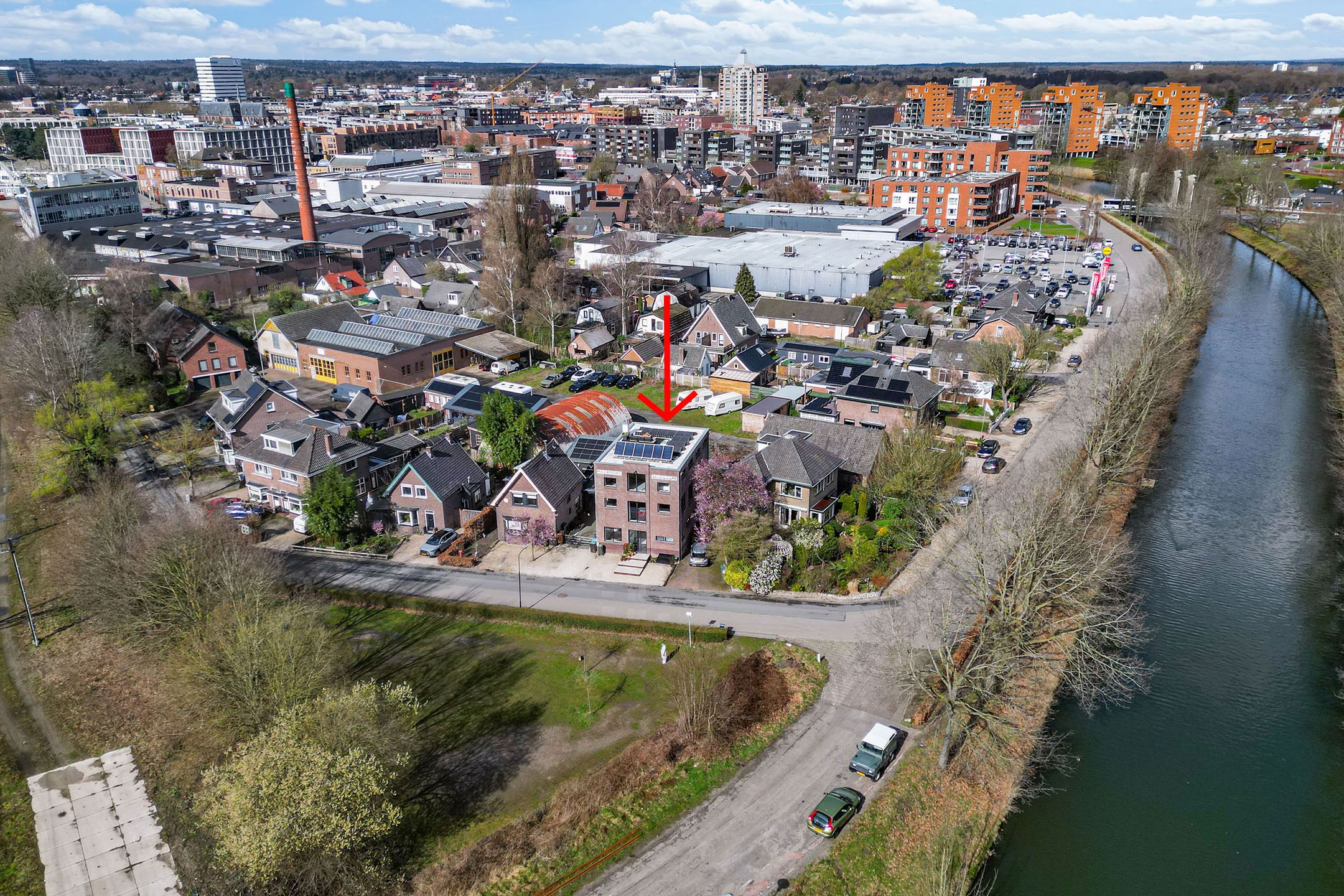 Foto 66 van Spoorstraat 49