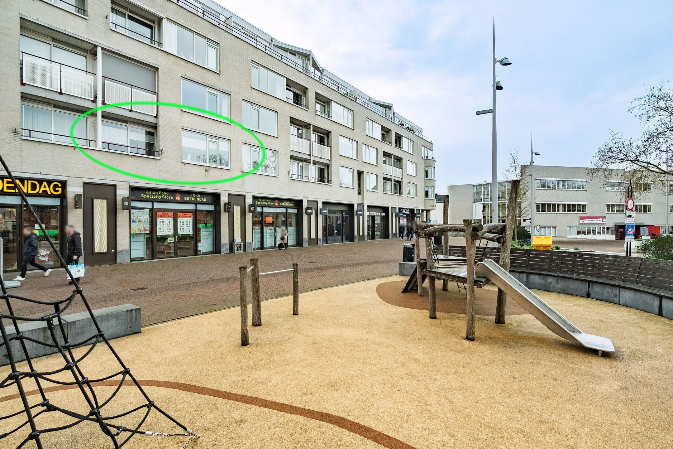 Foto 24 van Emmaplein 110