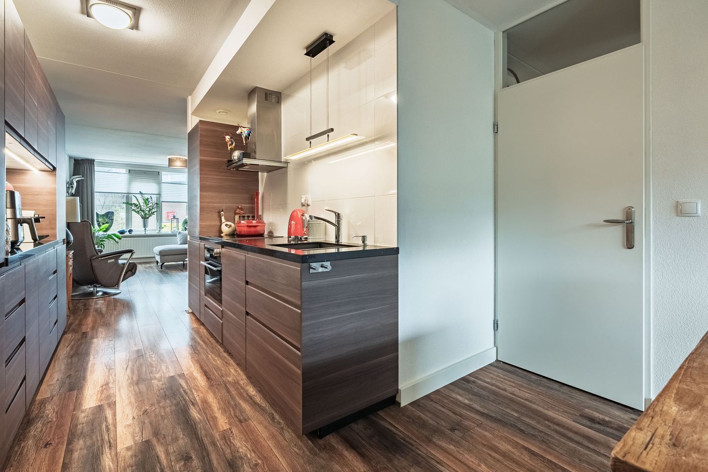 Foto 10 van Emmaplein 110