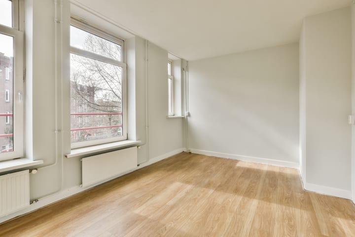 Photo 3 of Borneostraat 27-2