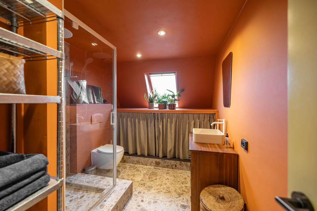 Foto 23 van Helper Weststraat 6-A