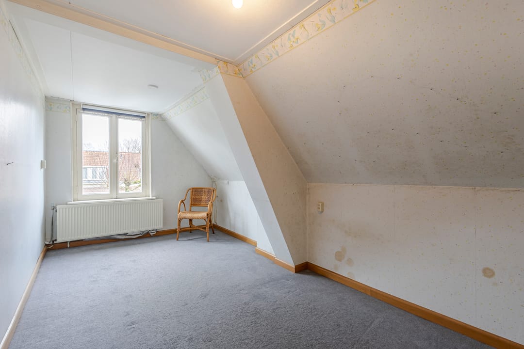 Historic Canal-Side Terraced House with Renovation Potential in Nieuwpoort Fortifications — 14