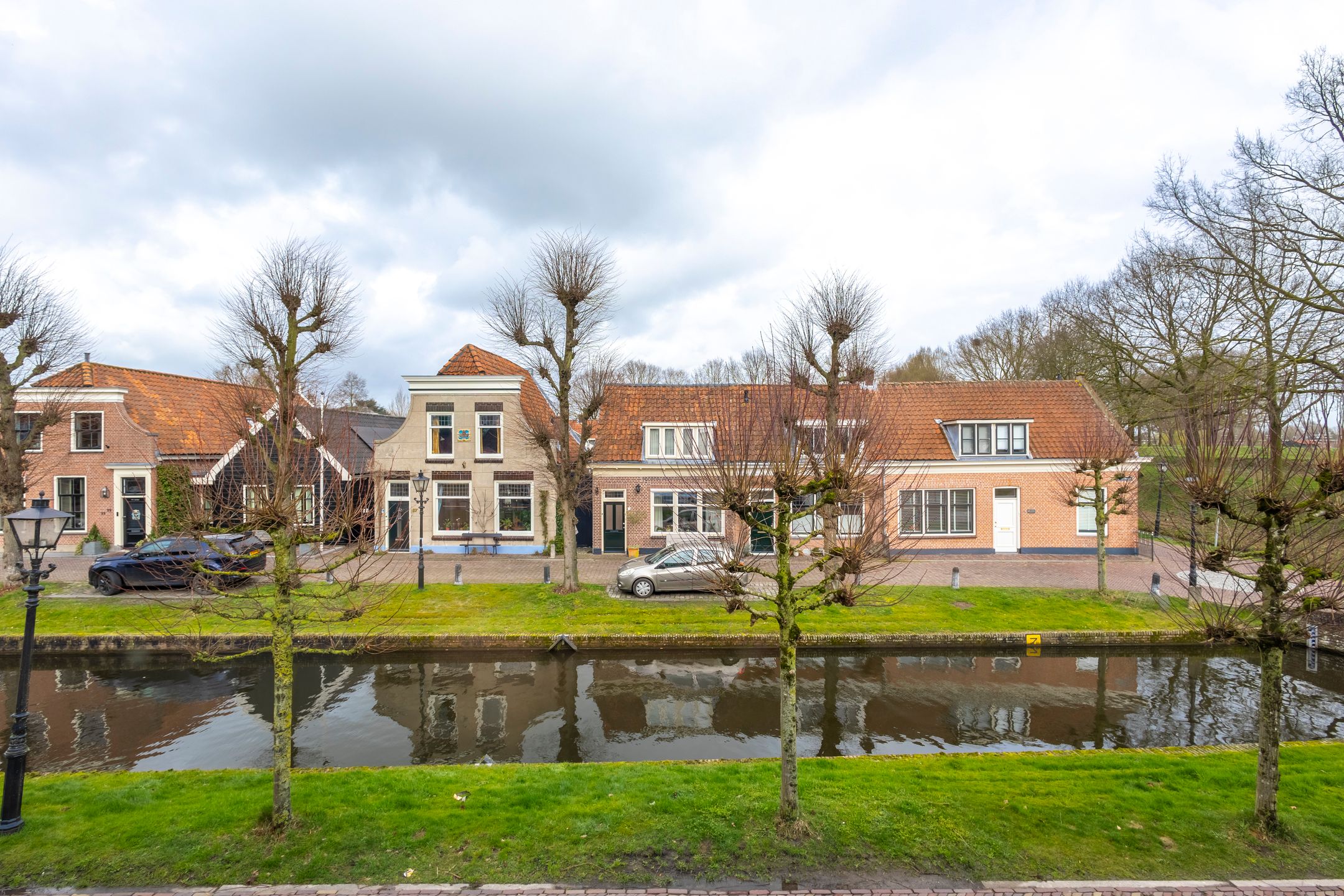 Historic Canal-Side Terraced House with Renovation Potential in Nieuwpoort Fortifications — 15