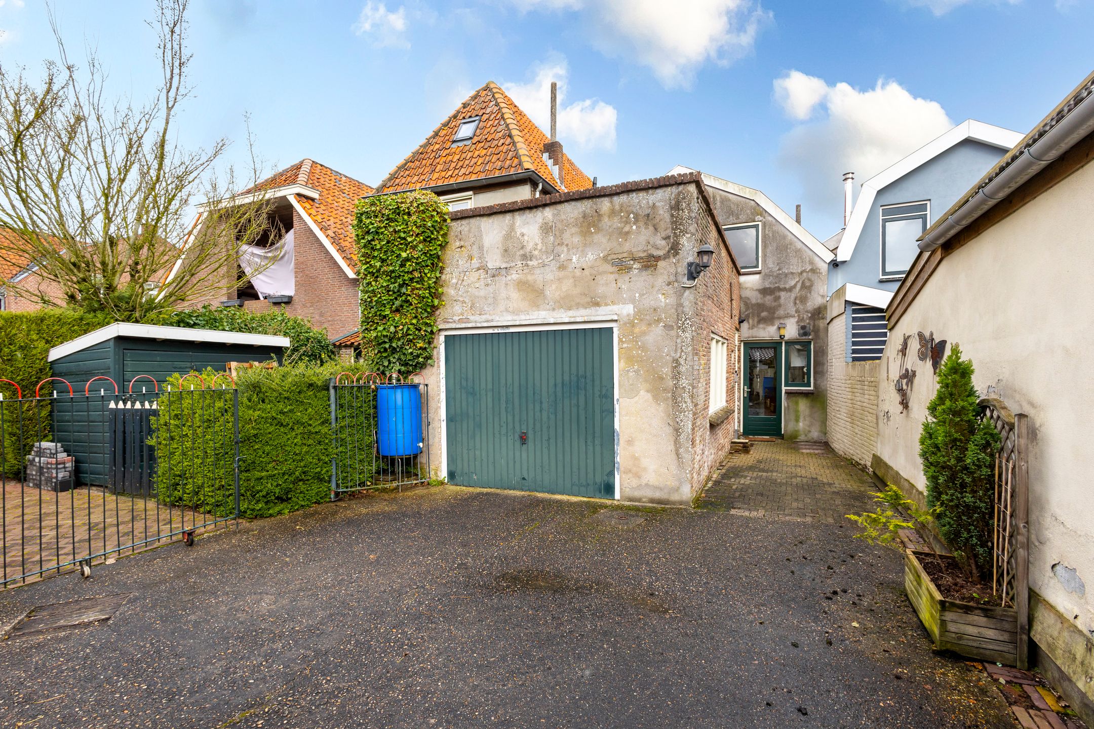 Historic Canal-Side Terraced House with Renovation Potential in Nieuwpoort Fortifications — 21