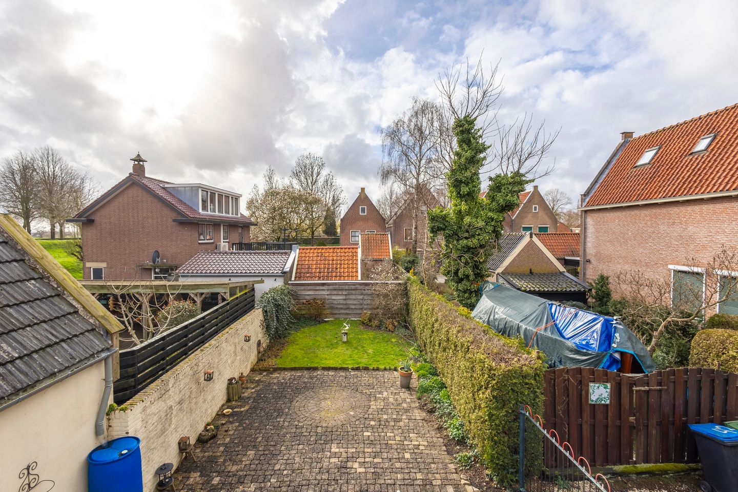 Historic Canal-Side Terraced House with Renovation Potential in Nieuwpoort Fortifications — 22