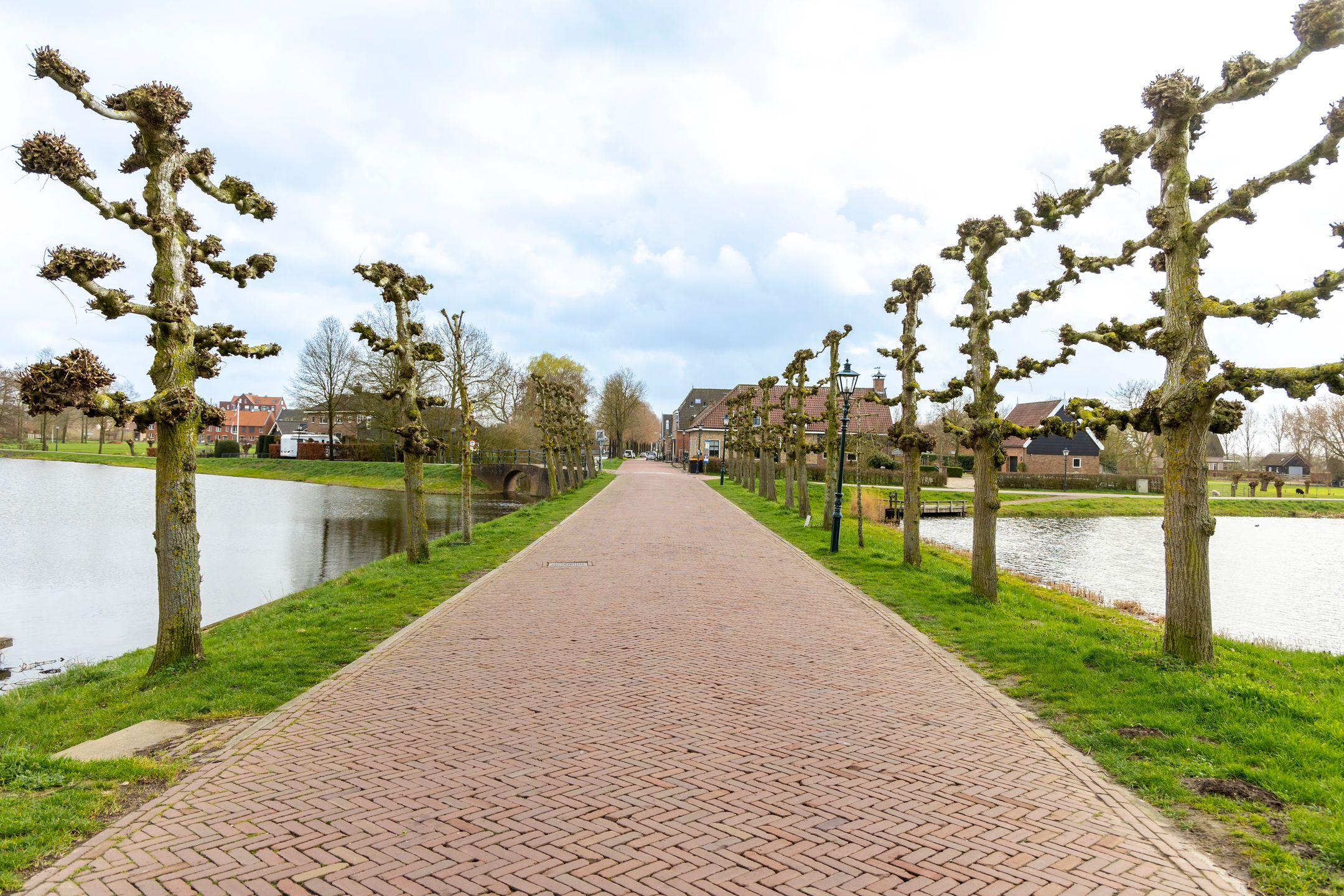 Historic Canal-Side Terraced House with Renovation Potential in Nieuwpoort Fortifications — 30