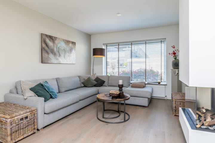 Photo 4 of Burg. Beckersstraat 9