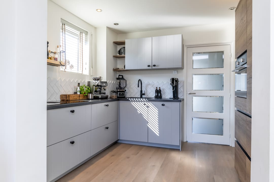 Photo 13 of Burg. Beckersstraat 9