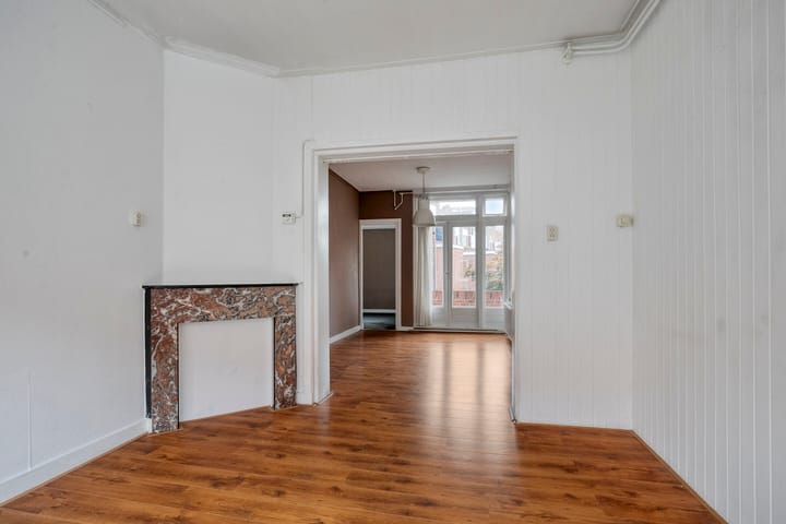 Photo 3 of Madoerastraat 3-A