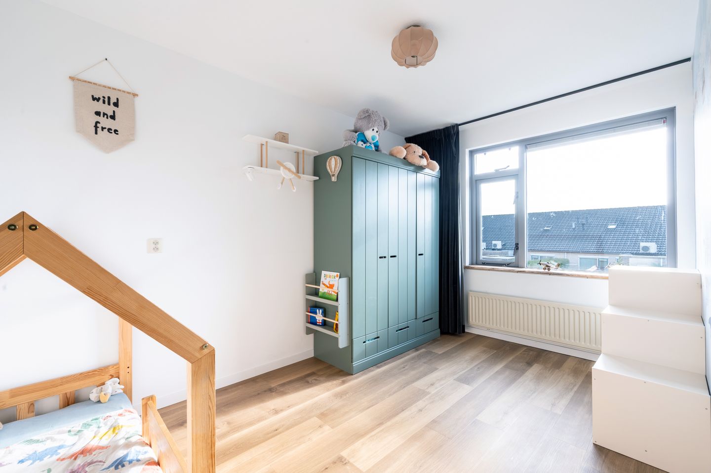 Spacious and Modernized Terraced House with Energy Label A and Luxury Bathroom in Welgelegen — 19