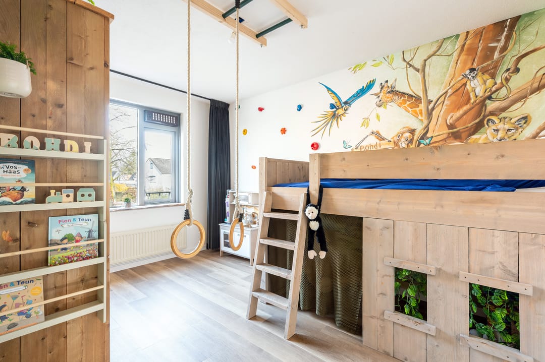 Spacious and Modernized Terraced House with Energy Label A and Luxury Bathroom in Welgelegen — 17