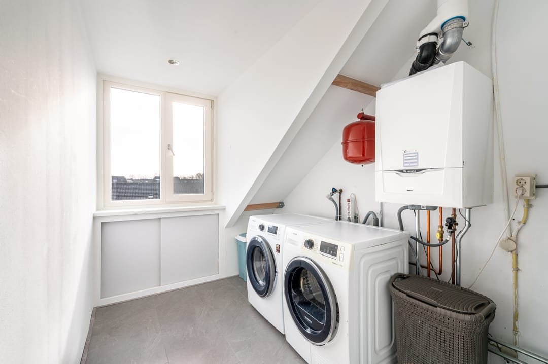 Spacious and Modernized Terraced House with Energy Label A and Luxury Bathroom in Welgelegen — 22