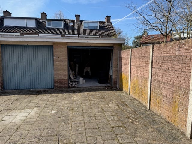 Foto 2 van Willem Barentszweg 119 Garagebox 14