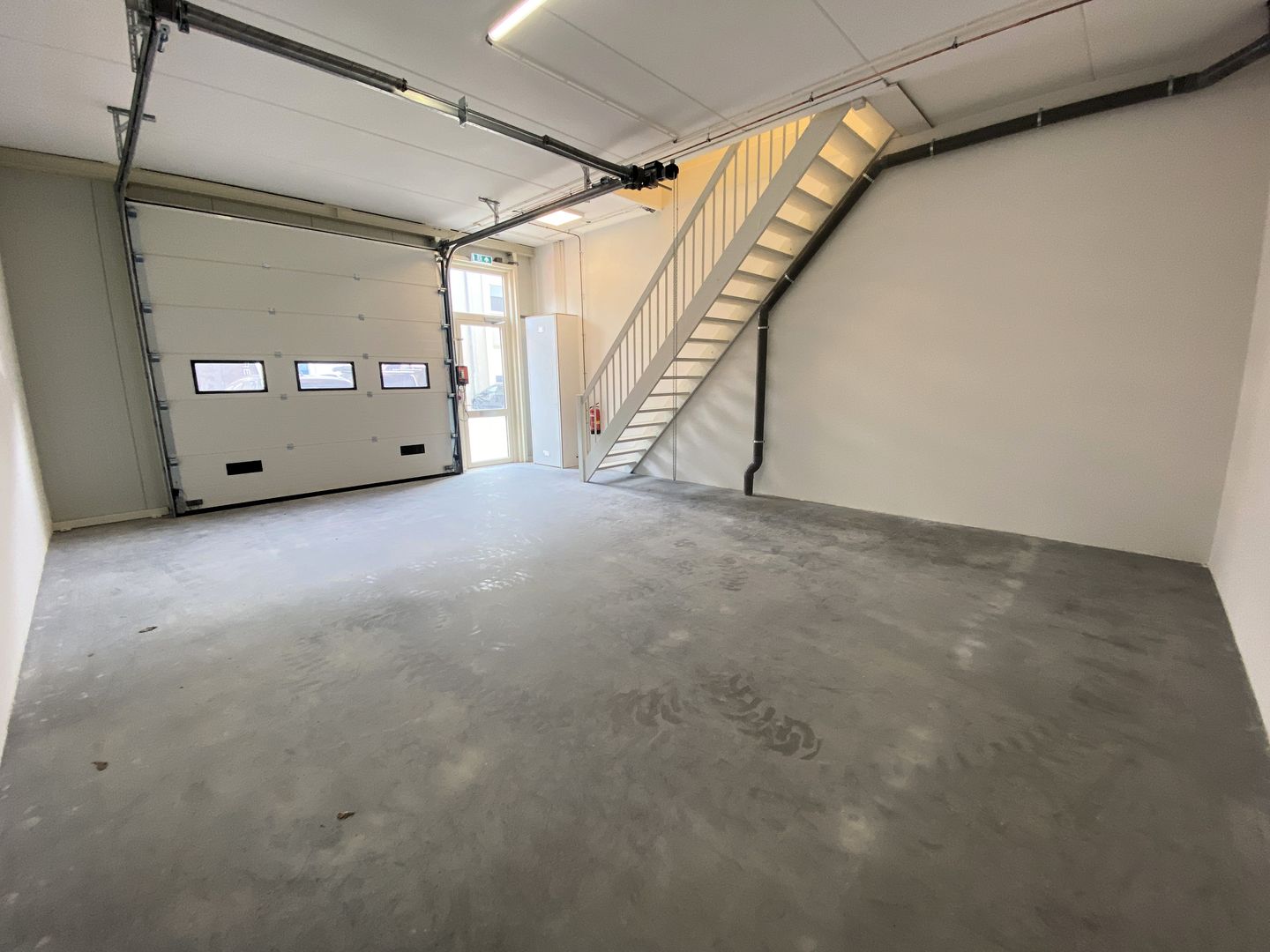 Bekijk foto 2 van Palmpolstraat 99-G17