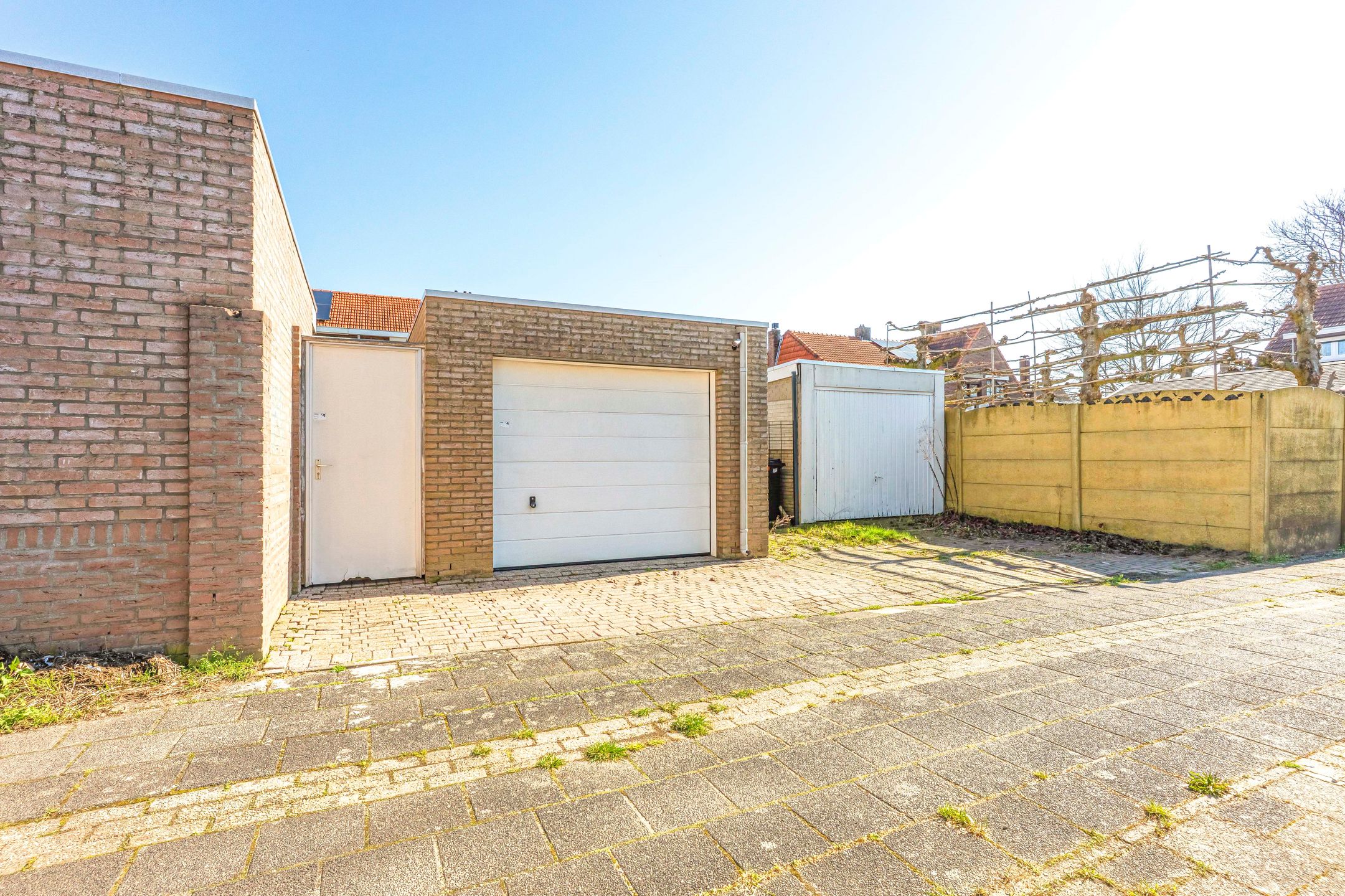 Extended Starter Home with Garage and Three Bedrooms in Heerlen Heksenberg — 19