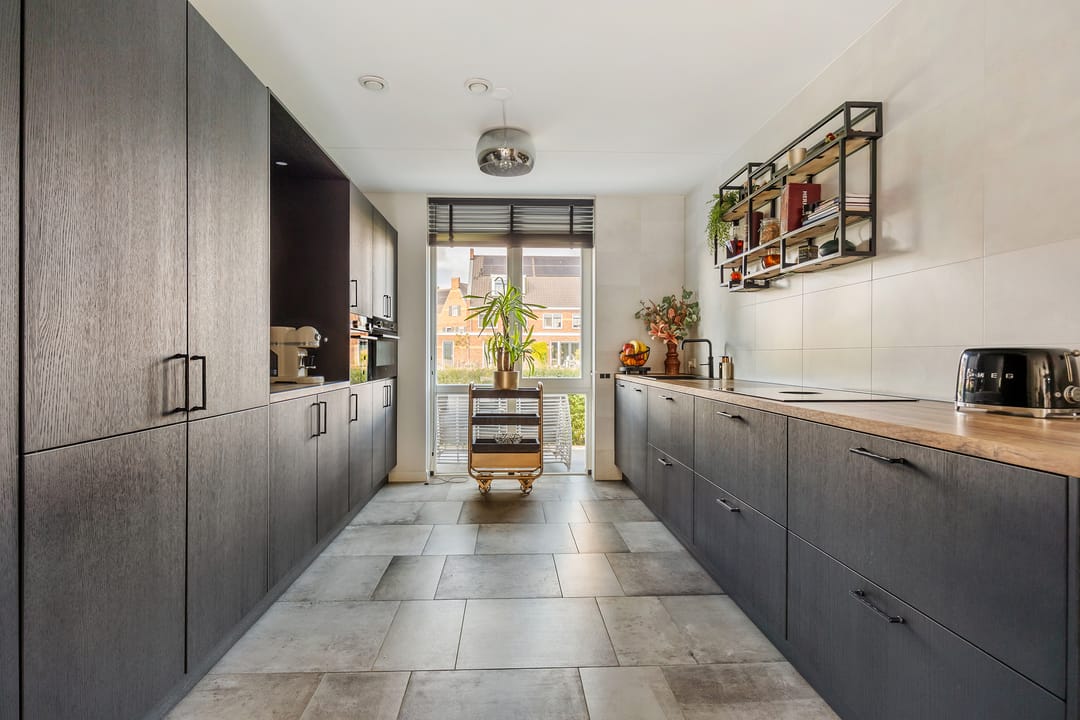 Photo 8 of Adjudant 16