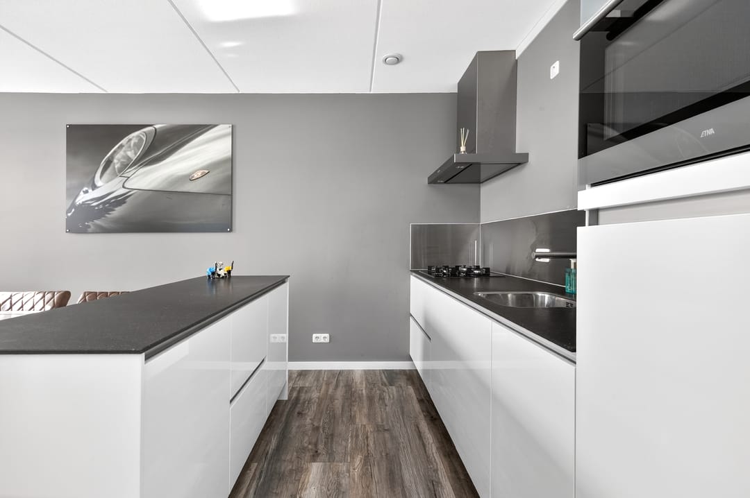 Foto 8 van Eerbeekseweg 31-L