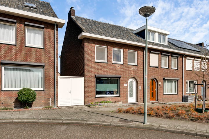 Photo 3 of Brededwarsstraat 17