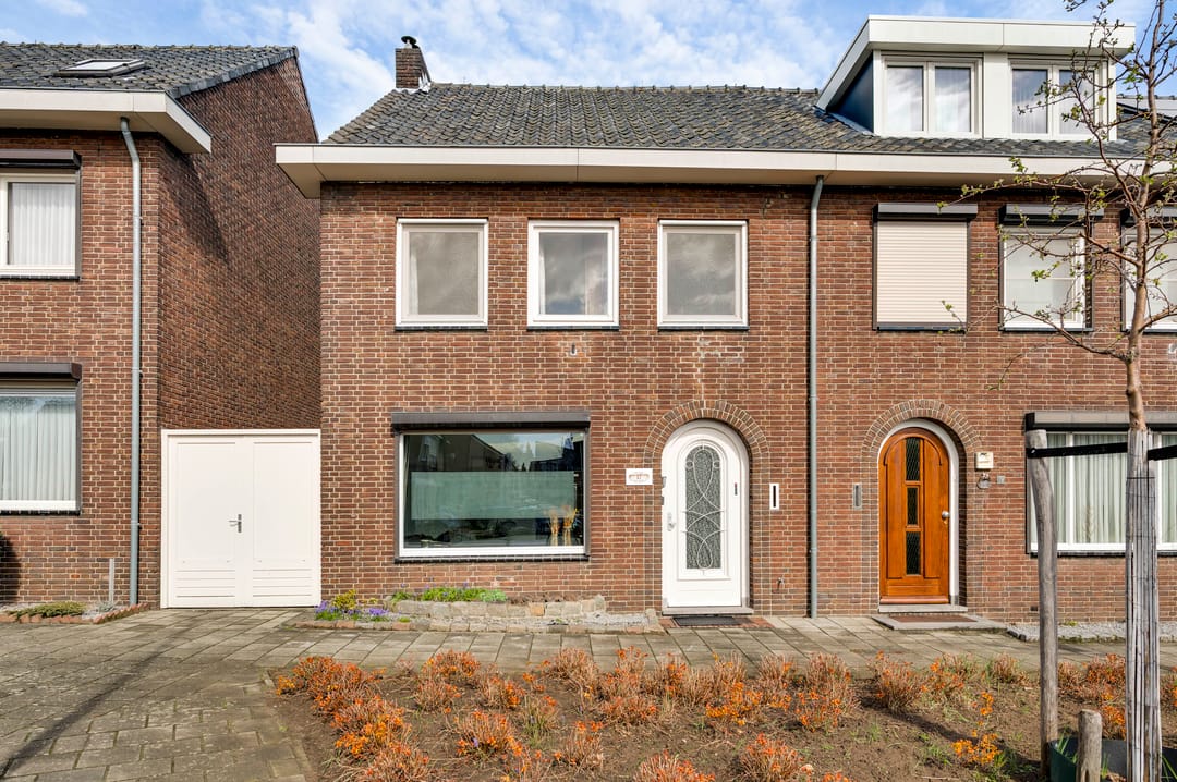 Photo 1 of Brededwarsstraat 17