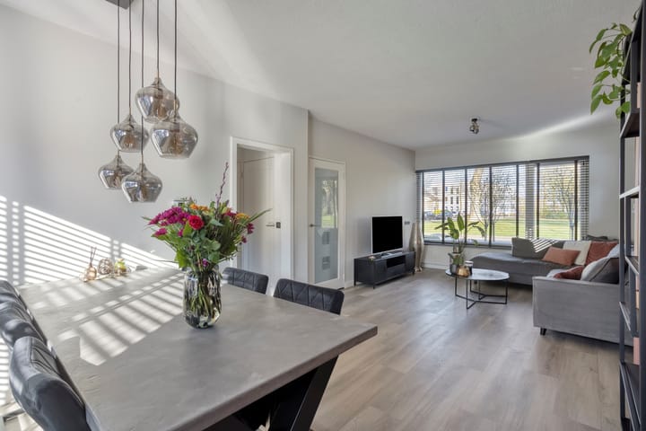 Photo 2 of Teutenstraat 16