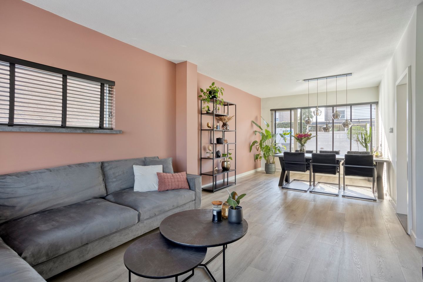 Photo 4 of Teutenstraat 16