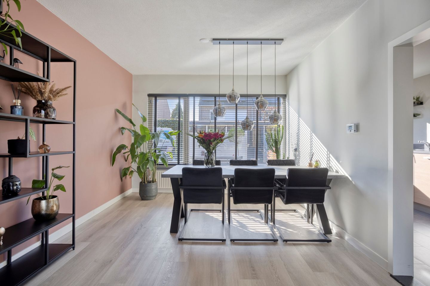 Photo 5 of Teutenstraat 16