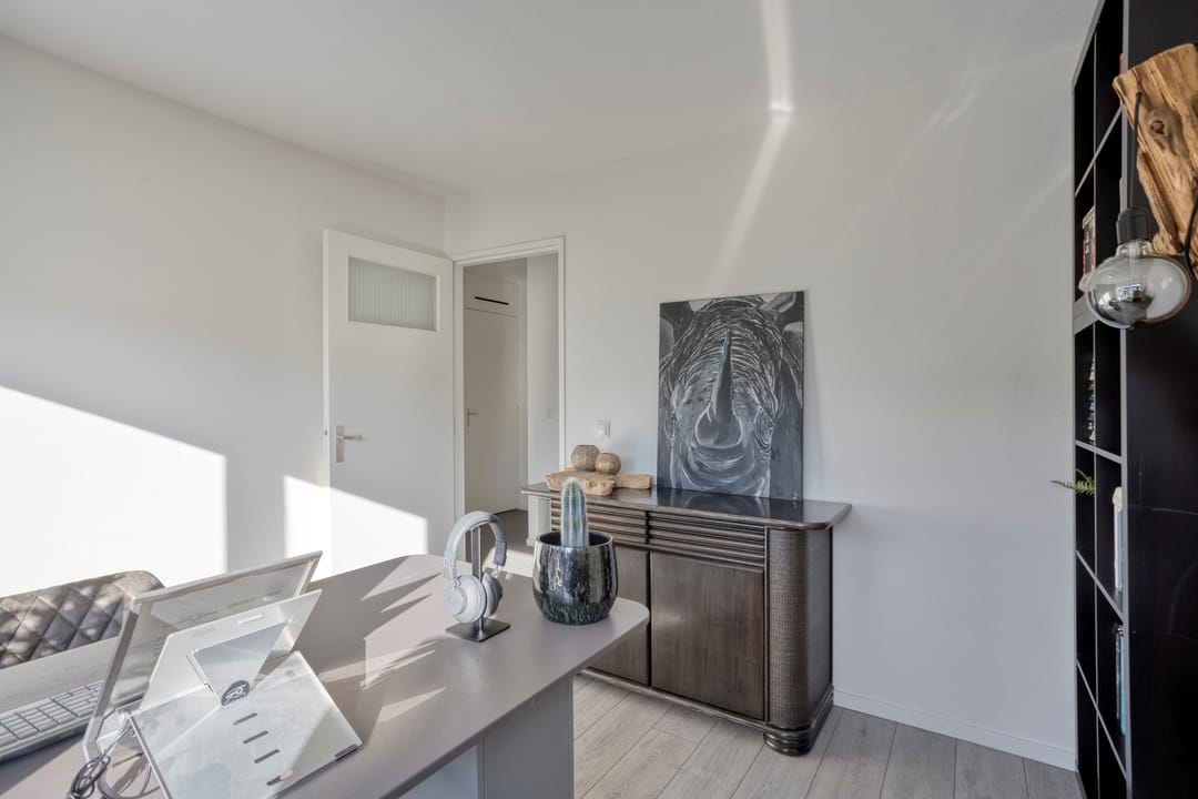 Photo 16 of Teutenstraat 16