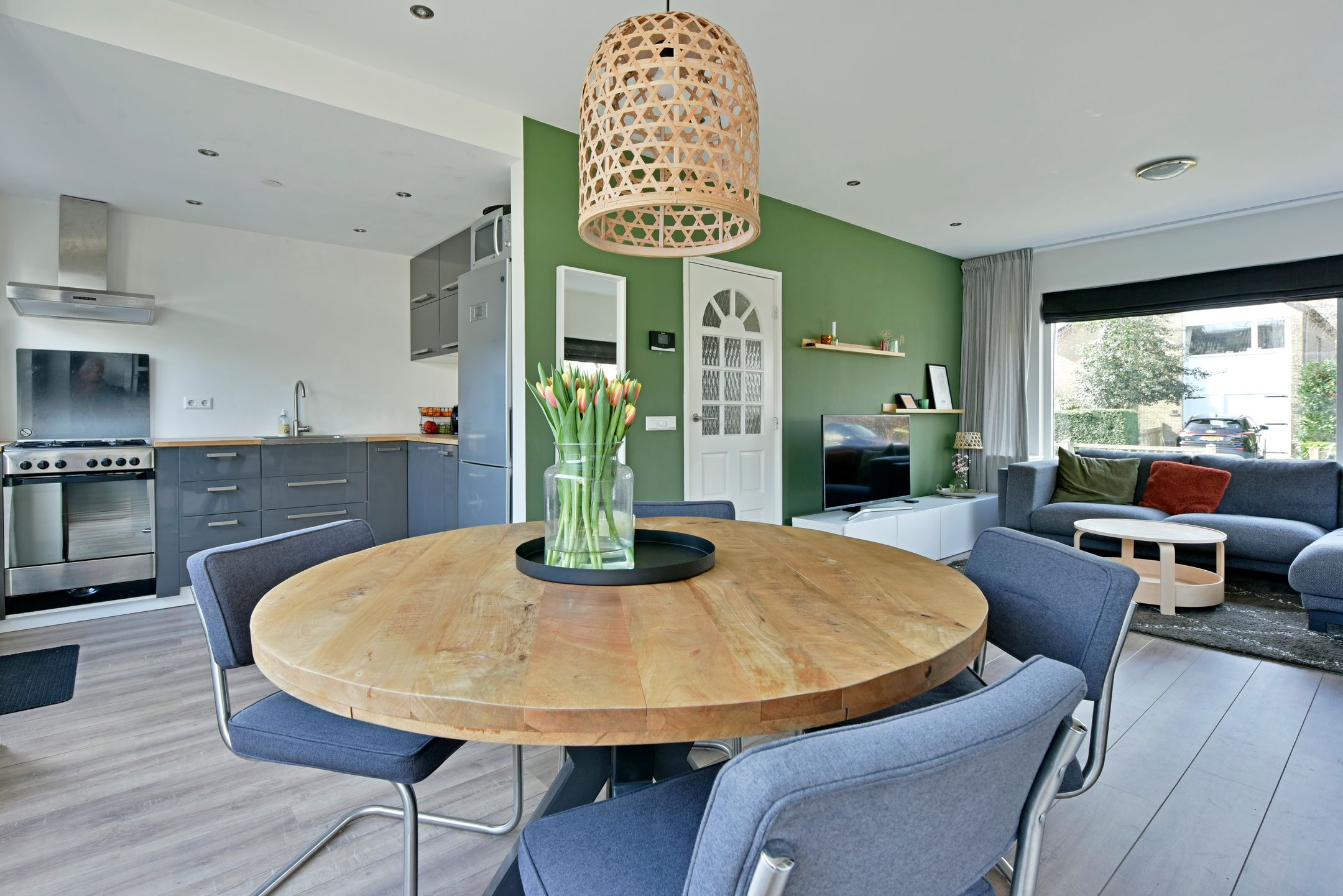 Foto 12 van Bernhardlaan 28